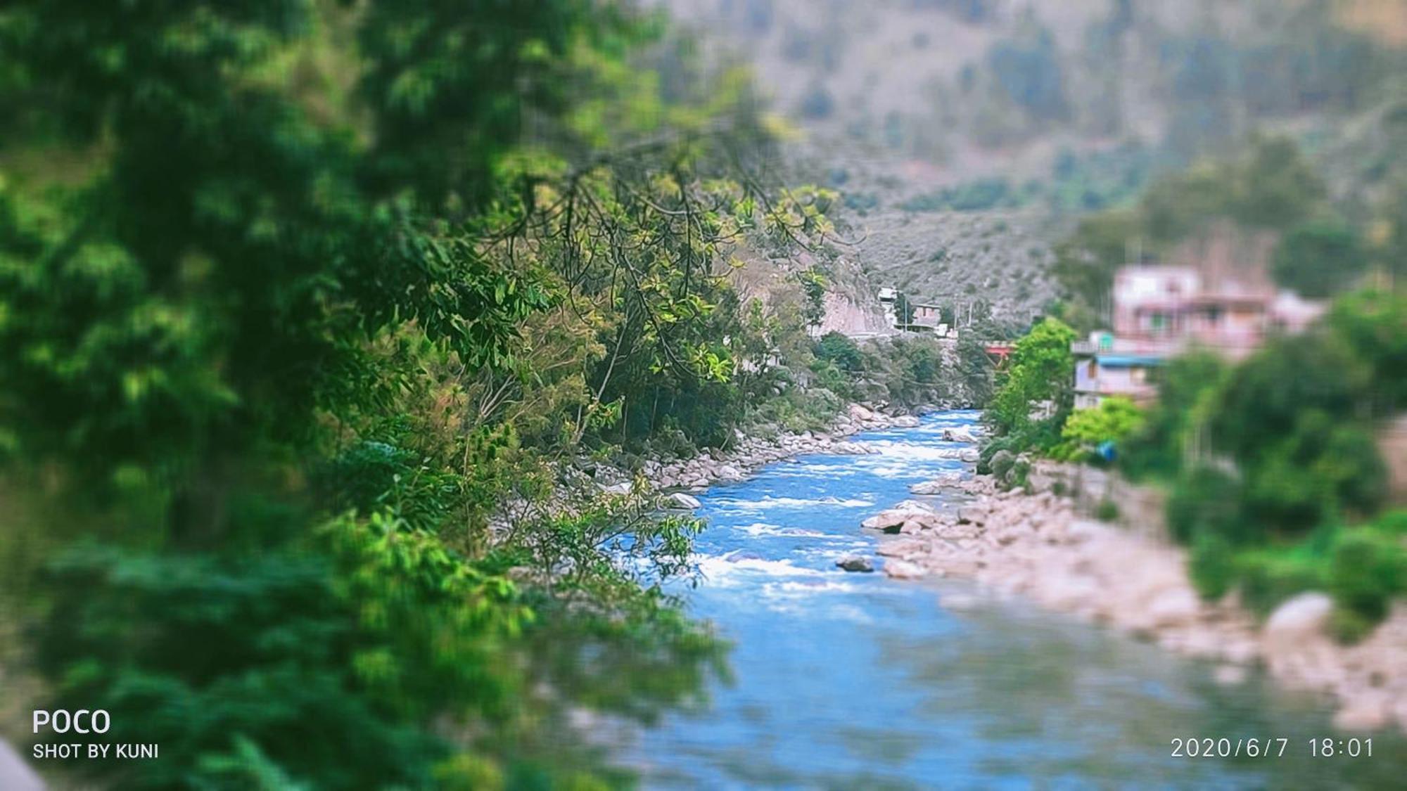 Tirthan Grand Riverside Banjār Zewnętrze zdjęcie
